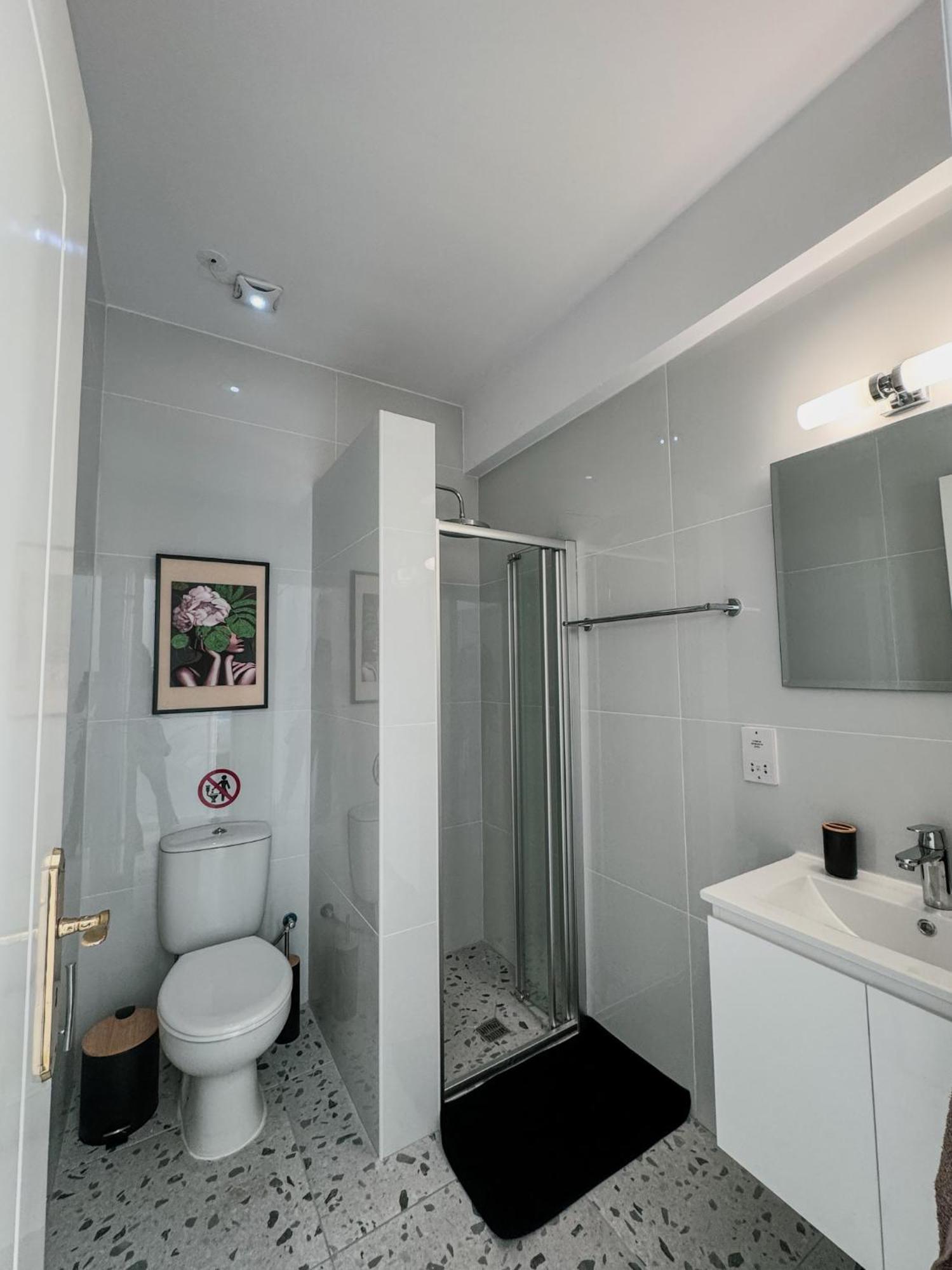 Lavi's Haven 2b, Paphos, Pool Appartement